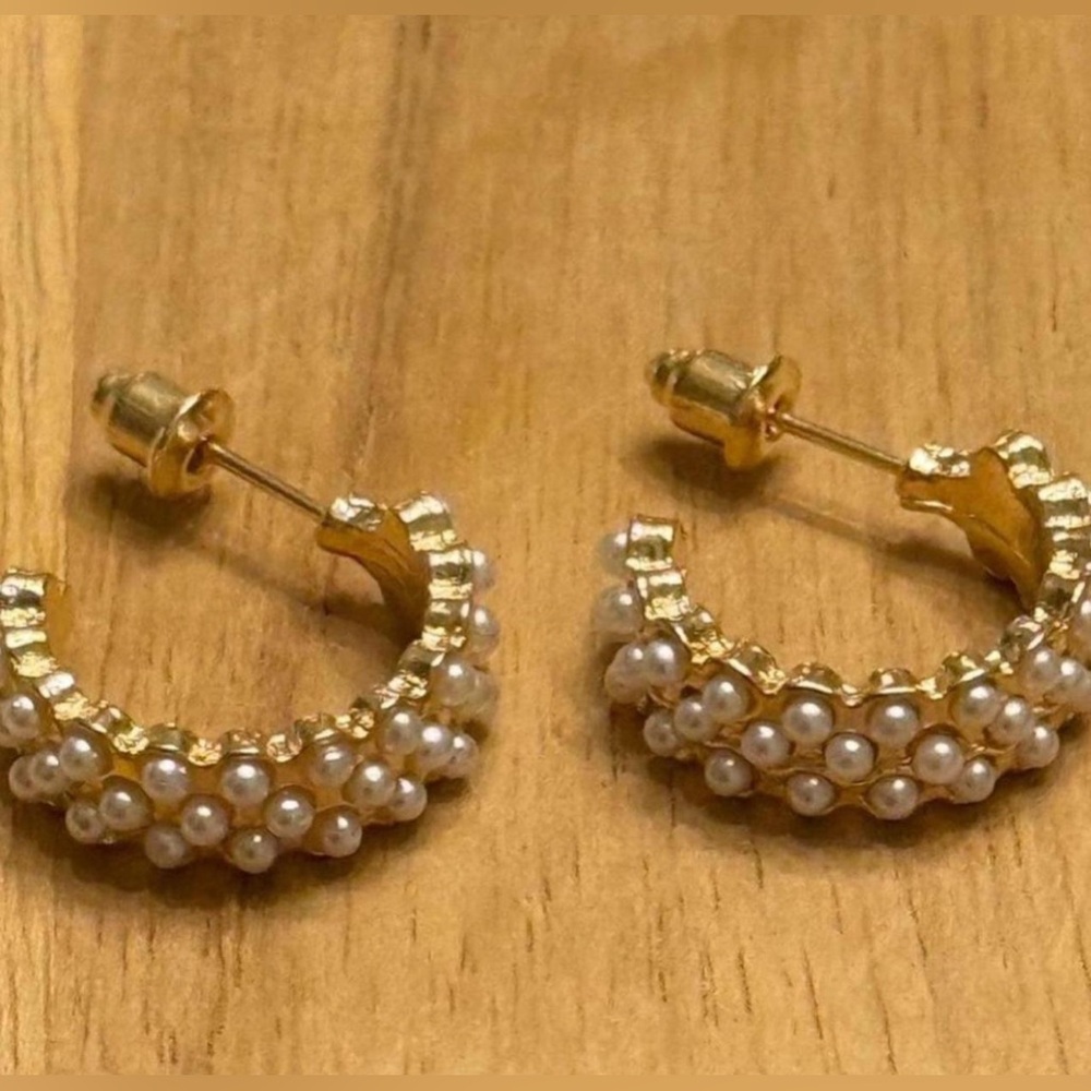 Gold pearl hoop earrings